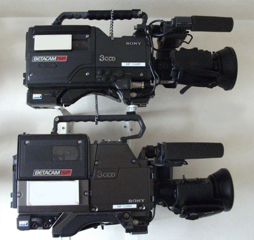 bvw-300.jpg bvw-300.jpg